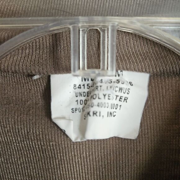 Sekri USGI 1/4‑Zip Cold Weather Moisture‑Wicking Undershirt Mens M Military Gear - Picture 5 of 6